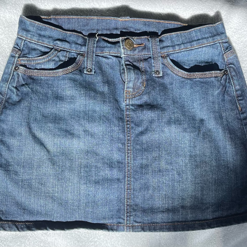 GAP Denim Skirt, Size 2, medium wash